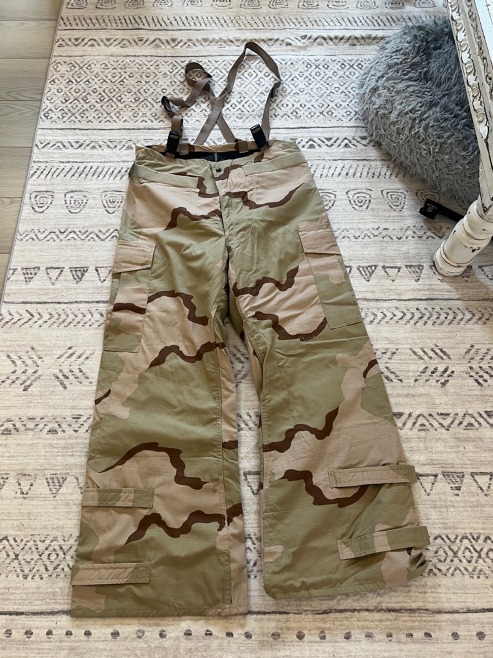 Men's Cargo Pants with Suspenders - Desert Camo